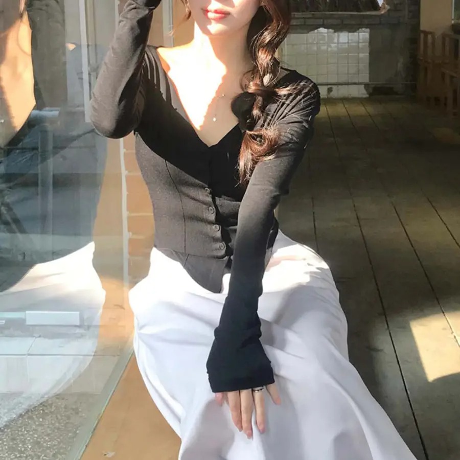 骨格ウェーブ 切替デザイン しっとりフィットトップス