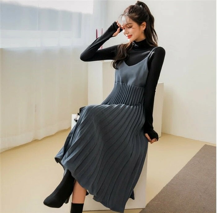 骨格ウェーブ 高見え 細プリーツキャミワンピース