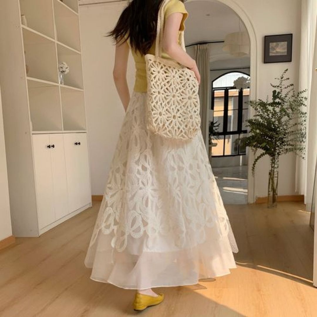 骨格ウェーブ 美脚見え エアリーレース フレアロングスカート