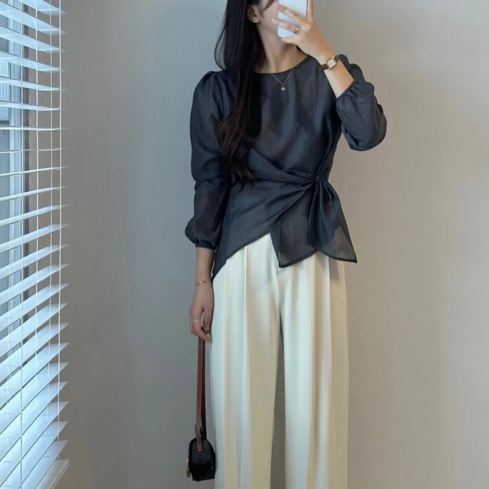 骨格ウェーブ 華奢見え シアーラップアシメブラウス