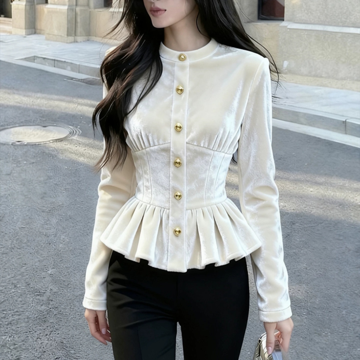 骨格ウェーブ 着るだけでくびれメイク クラシカルペプラムトップス