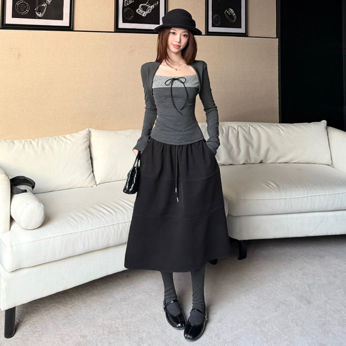 骨格ウェーブ くびれ盛れ フェイクレイヤード リボントップス