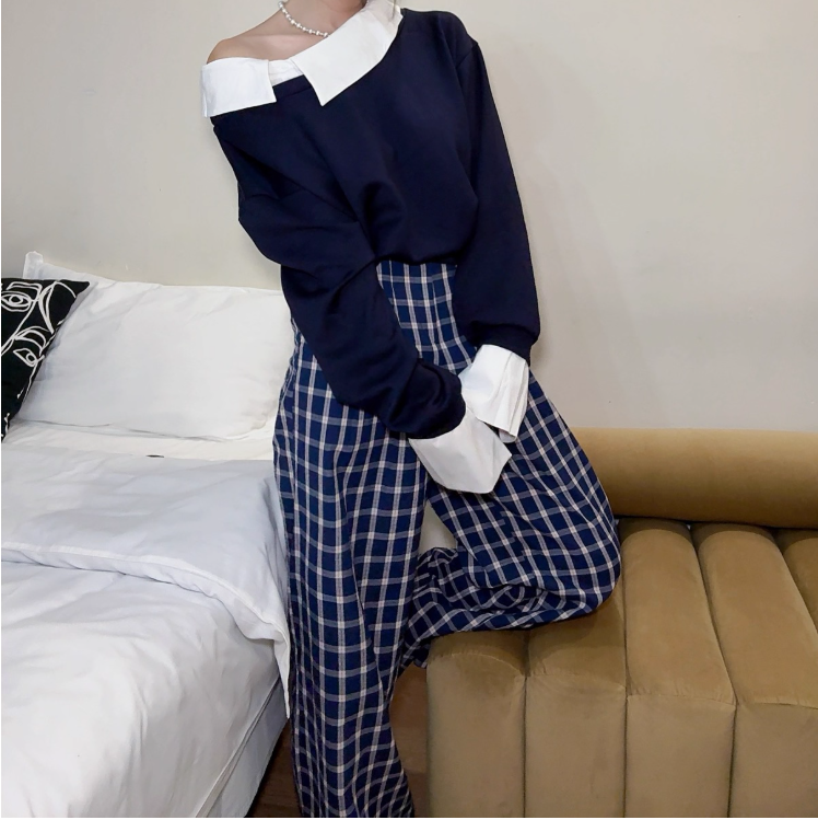 骨格ウェーブ きれいめカジュアル 襟付きアシンメトリートップス