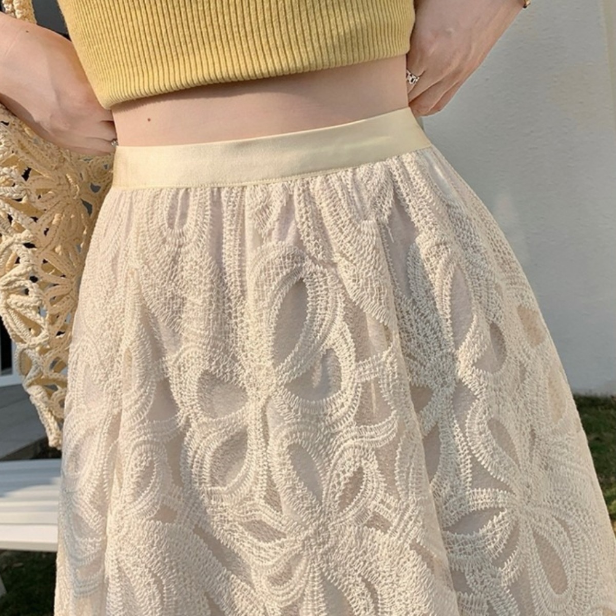 骨格ウェーブ 美脚見え エアリーレース フレアロングスカート