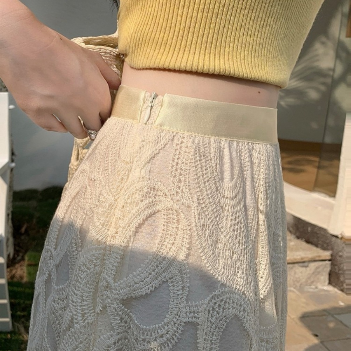 骨格ウェーブ 美脚見え エアリーレース フレアロングスカート