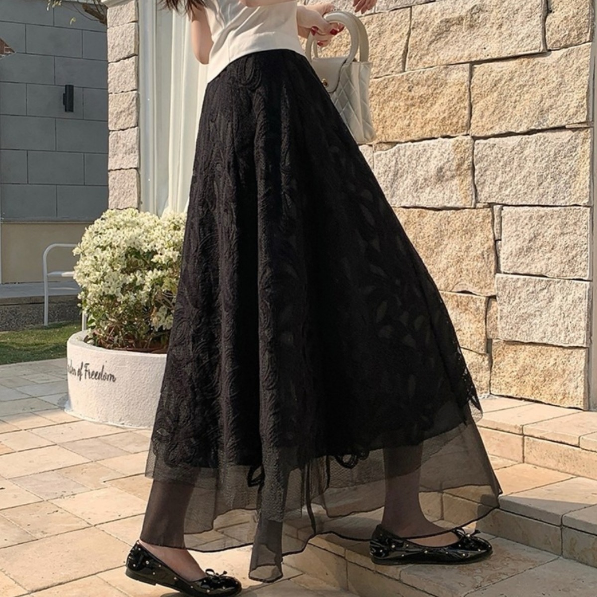 骨格ウェーブ 美脚見え エアリーレース フレアロングスカート