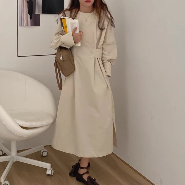 骨格ウェーブ 韓国シック スリットワンピース ラウンドネック ウエストマーク ロング丈 