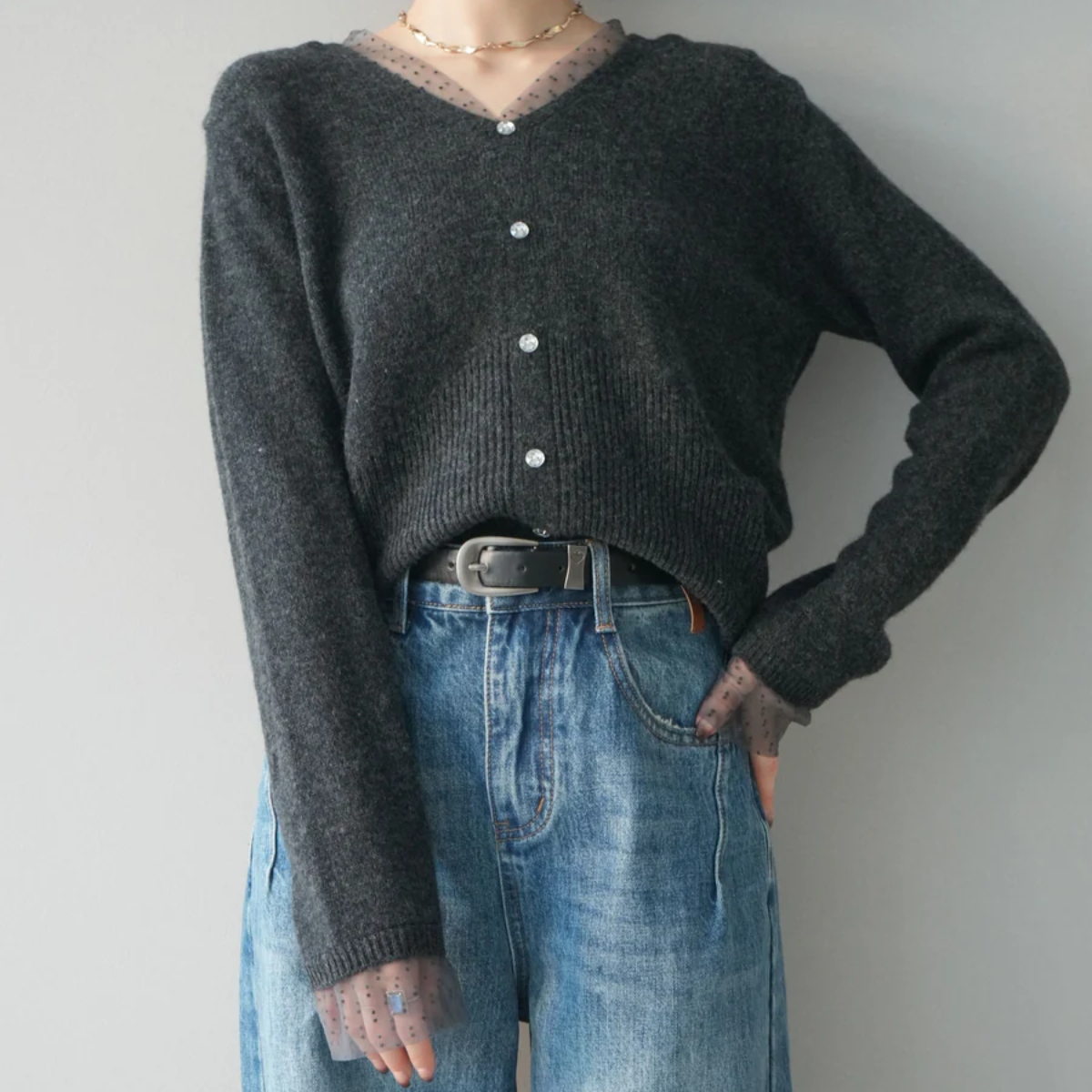 骨格ウェーブ ドットチュール 重ね着風ボタンニット