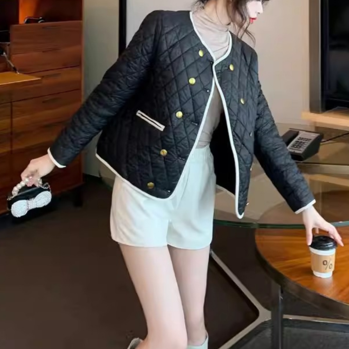 骨格ウェーブ ノーカラーキルティングジャケット アンティーク調ボタン