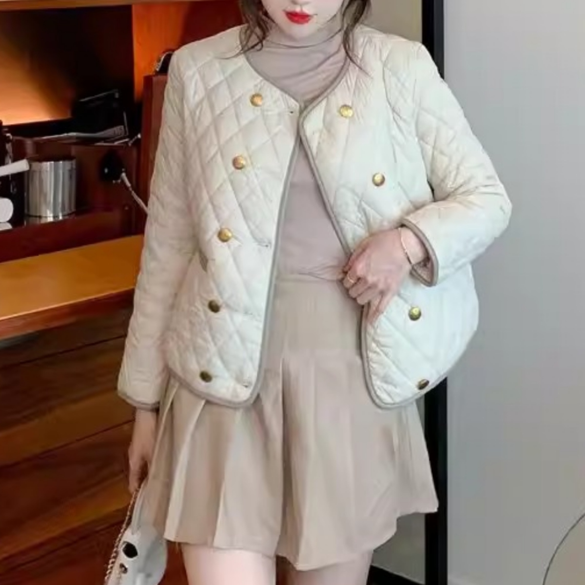 骨格ウェーブ ノーカラーキルティングジャケット アンティーク調ボタン