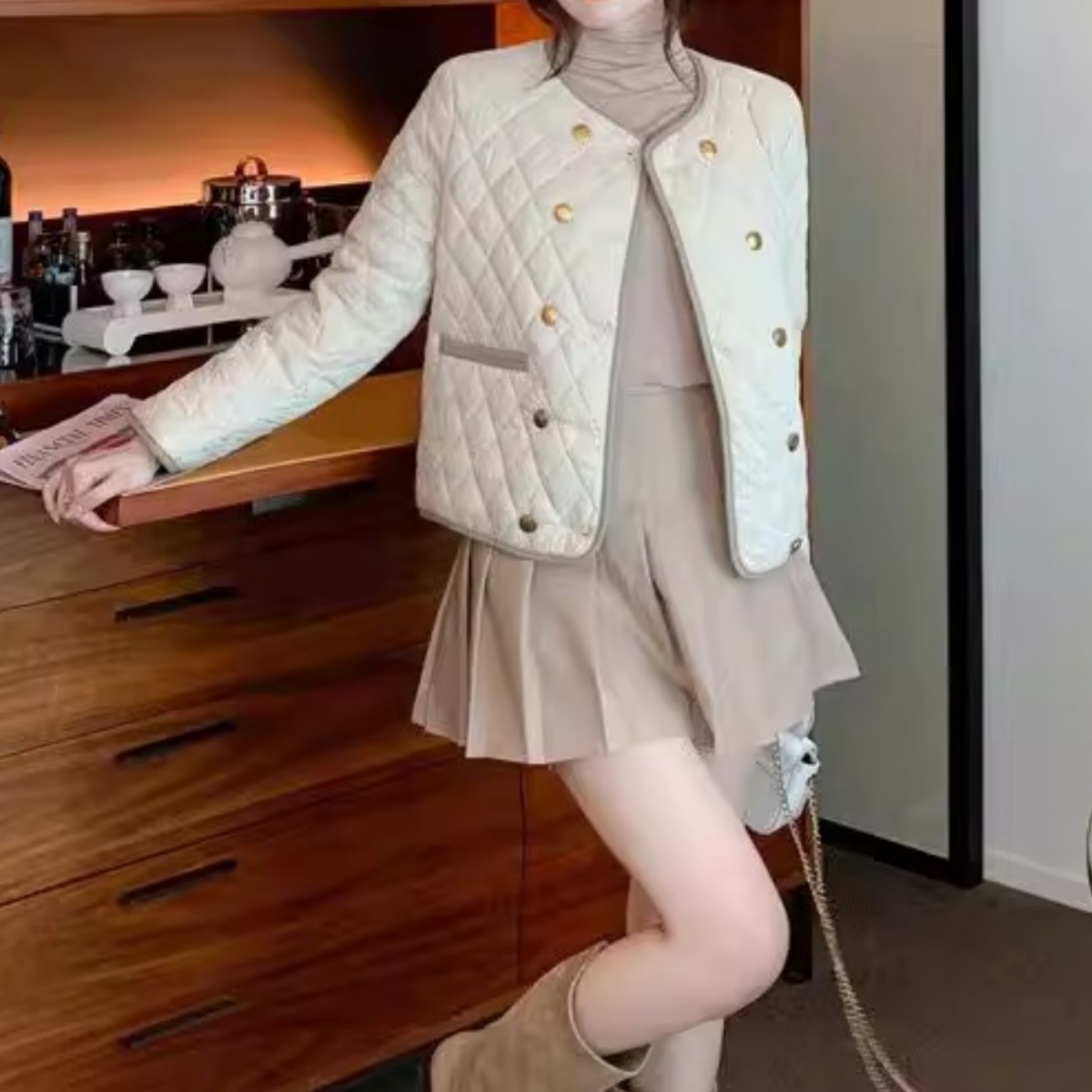 骨格ウェーブ ノーカラーキルティングジャケット アンティーク調ボタン