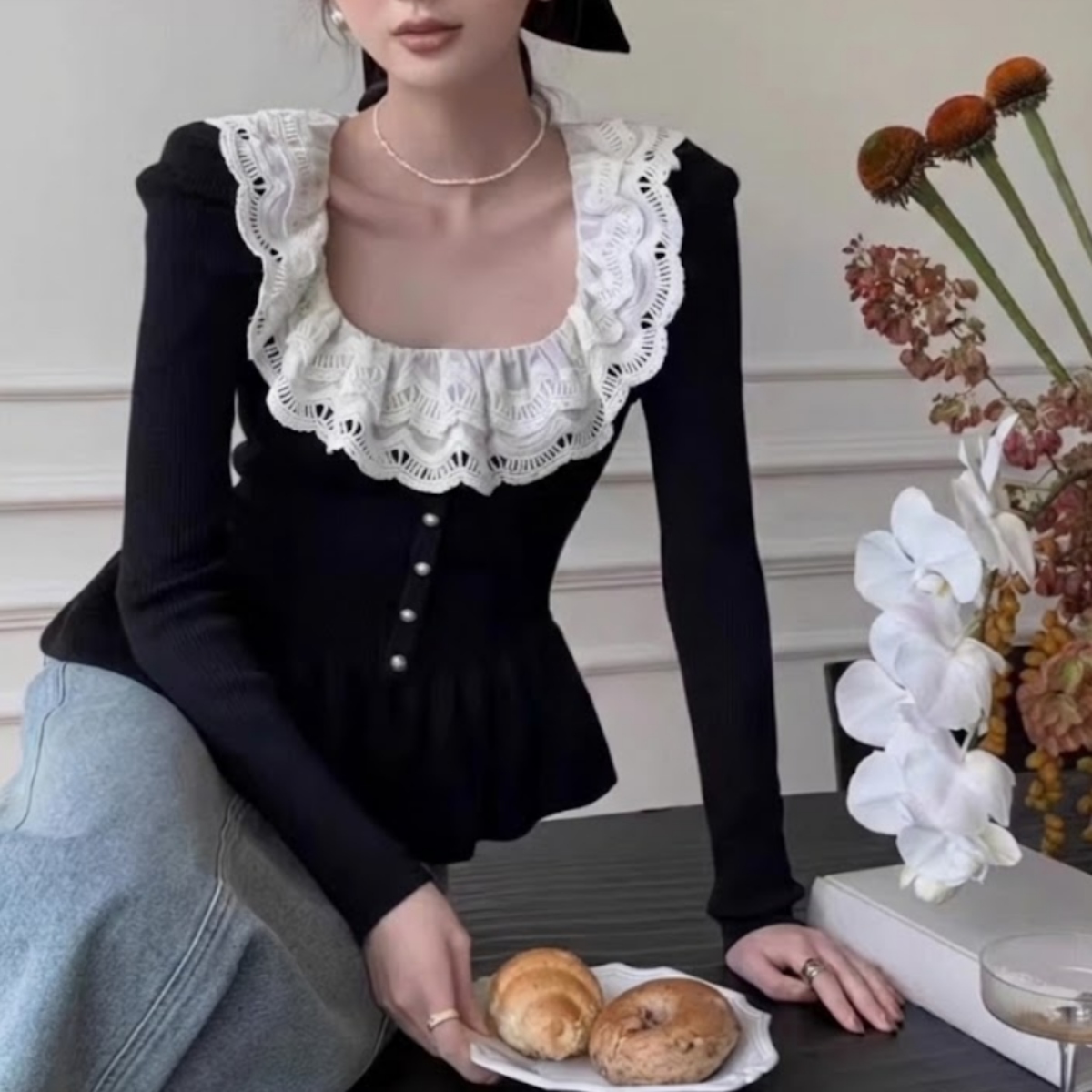 骨格ウェーブ フリル映え スクエアネック ペプラムトップス