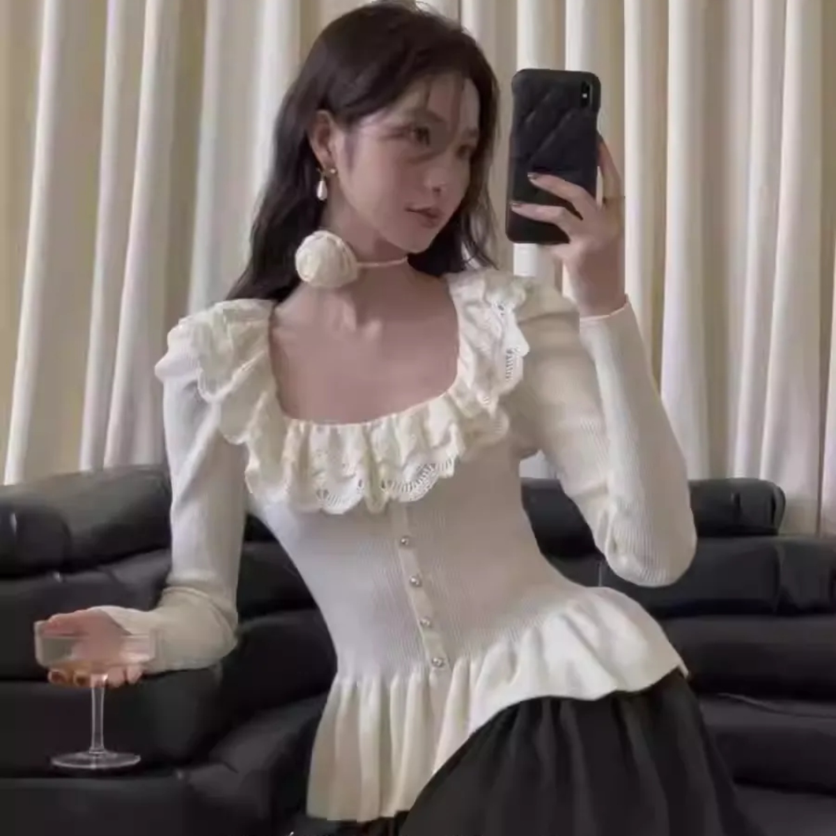 骨格ウェーブ フリル映え スクエアネック ペプラムトップス