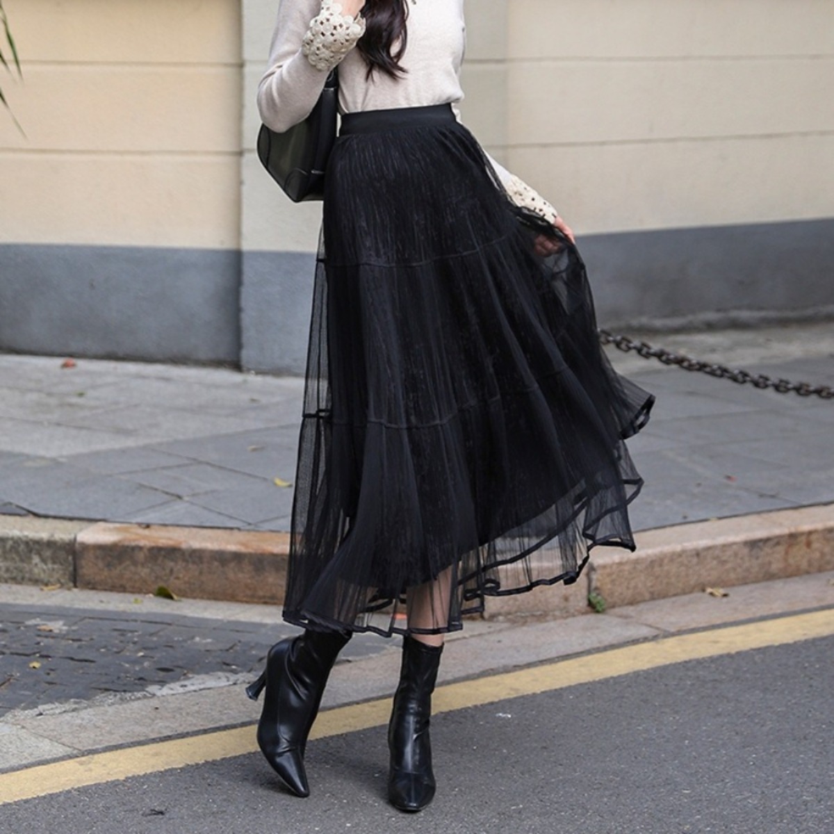 骨格ウェーブ フレアチュールスカート