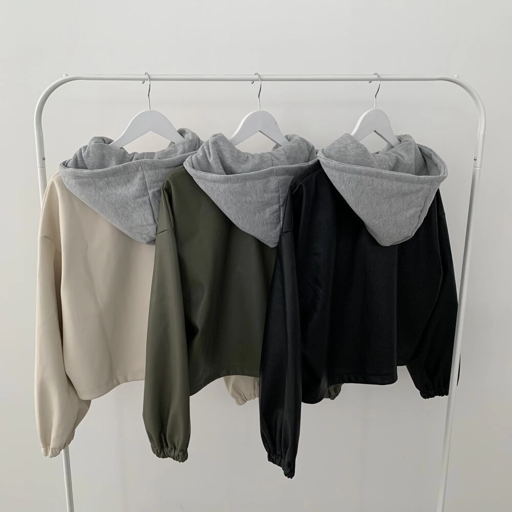 骨格ウェーブ ショート丈 フェイクレザー ジャケット フード付き ビッグポケット ゆったり