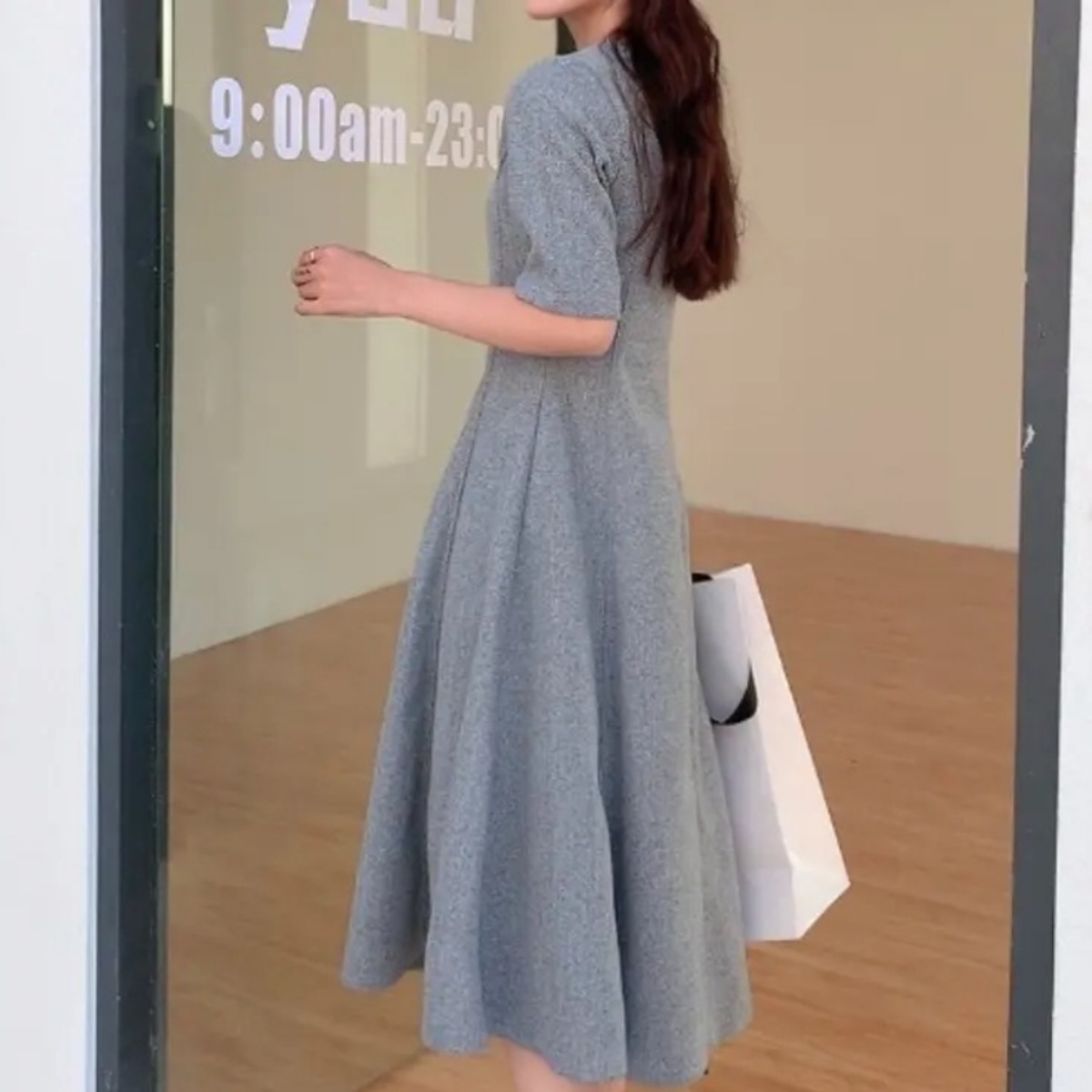 骨格ウェーブ上品ミモレ丈 5分袖フレアワンピース