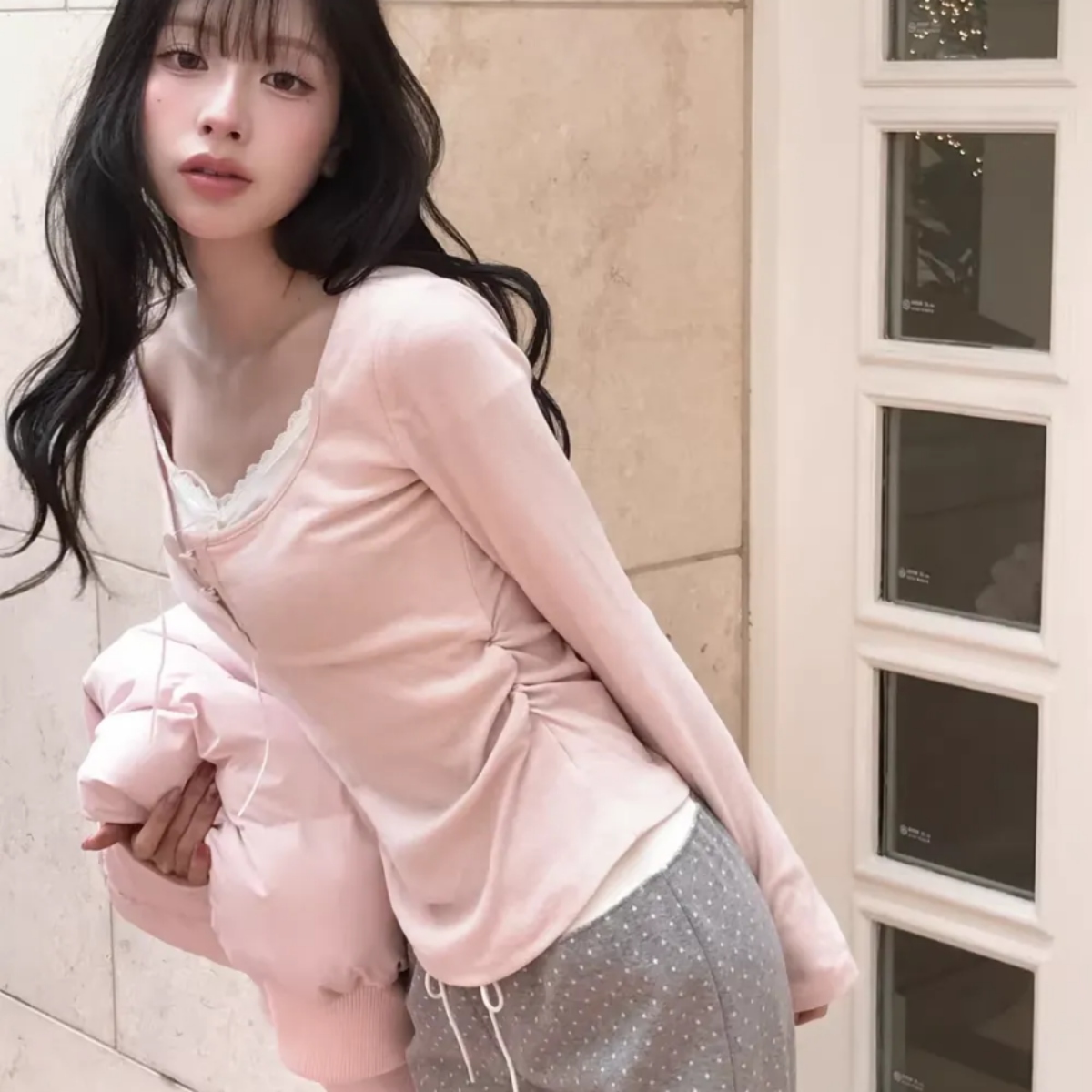 骨格ウェーブ さりげ盛れ レイヤード風リボン スリムカットソー