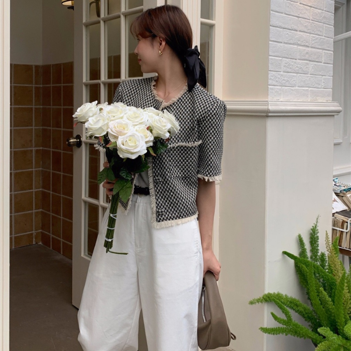 骨格ウェーブ フェミニン・ツイード クロップド丈 フリンジ半袖ジャケット