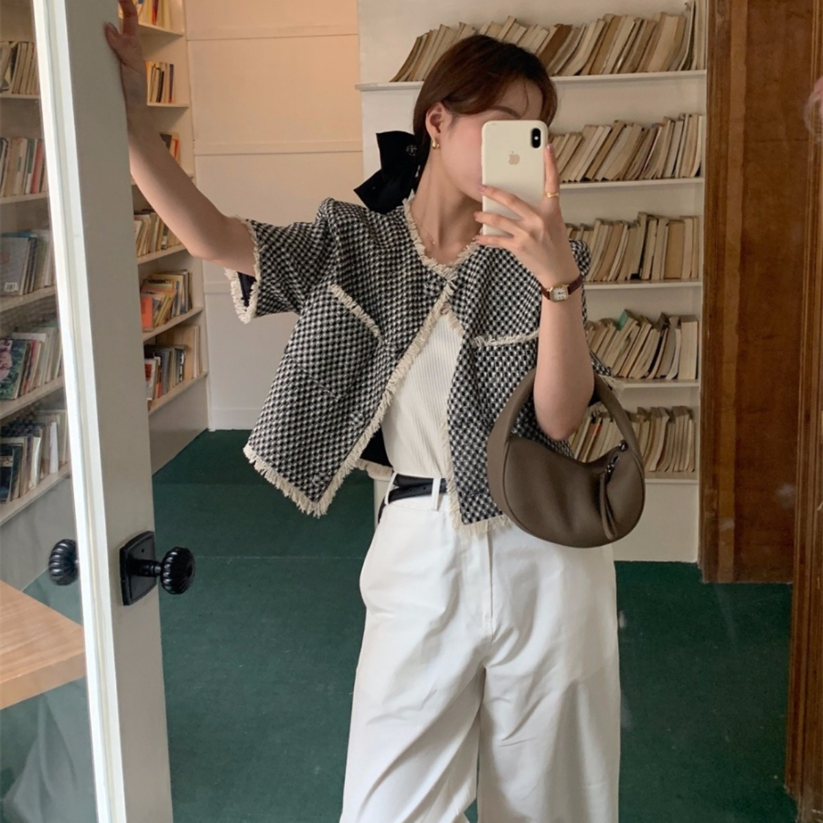 骨格ウェーブ フェミニン・ツイード クロップド丈 フリンジ半袖ジャケット