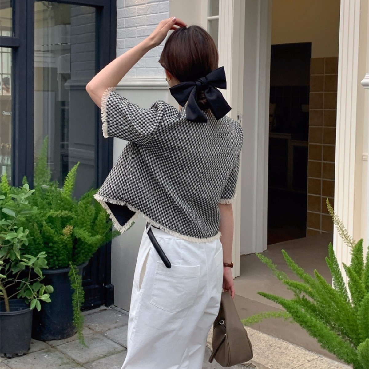 骨格ウェーブ フェミニン・ツイード クロップド丈 フリンジ半袖ジャケット