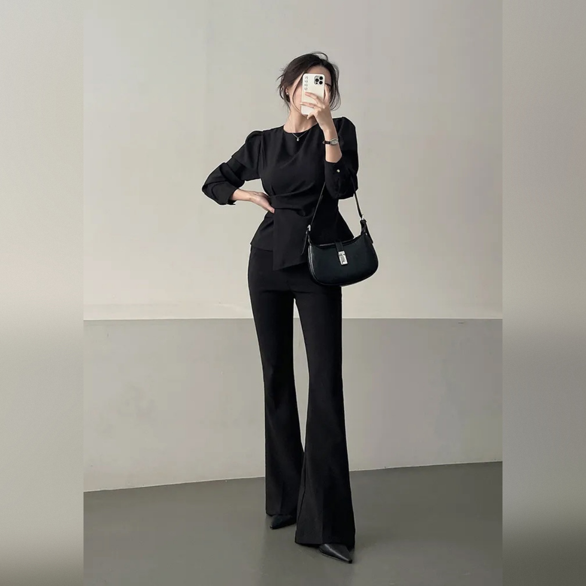 骨格ウェーブ  細見え 韓国風 ドレープブラウス