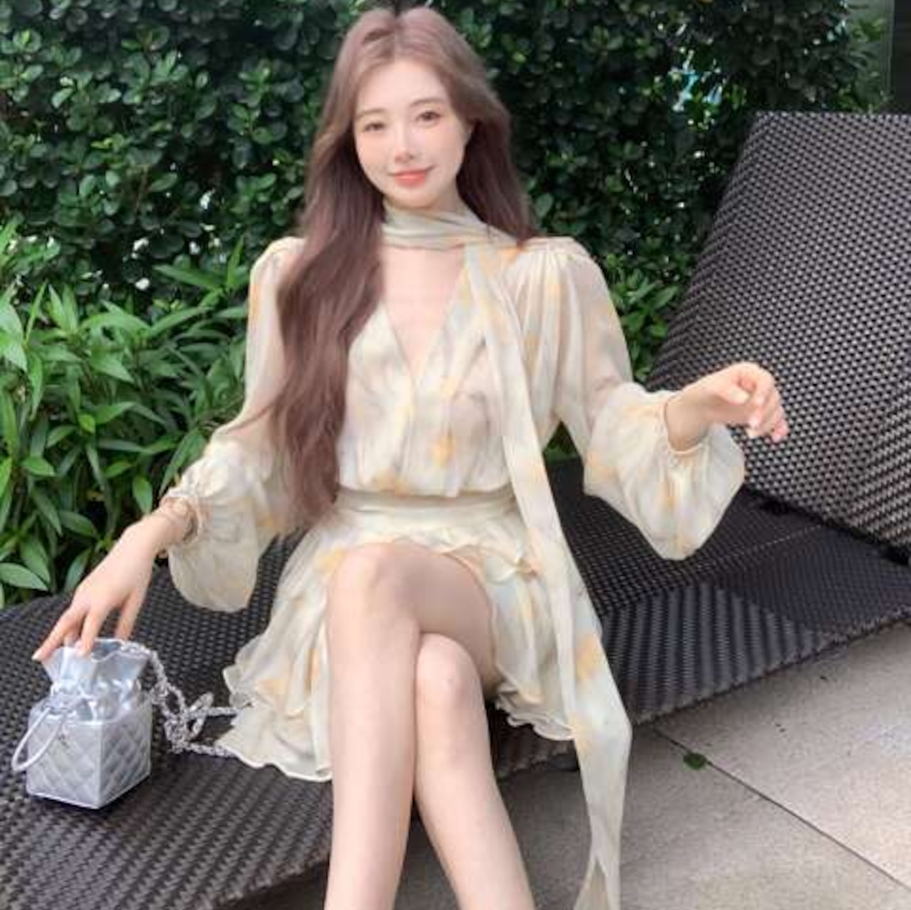 骨格ウェーブ フローラル Vネック 長袖 シフォンワンピース ウエストシェイプ ミニ丈