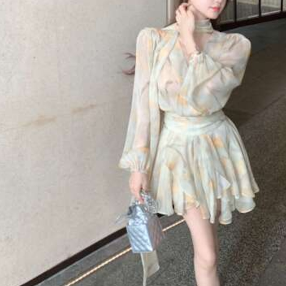 骨格ウェーブ フローラル Vネック 長袖 シフォンワンピース ウエストシェイプ ミニ丈