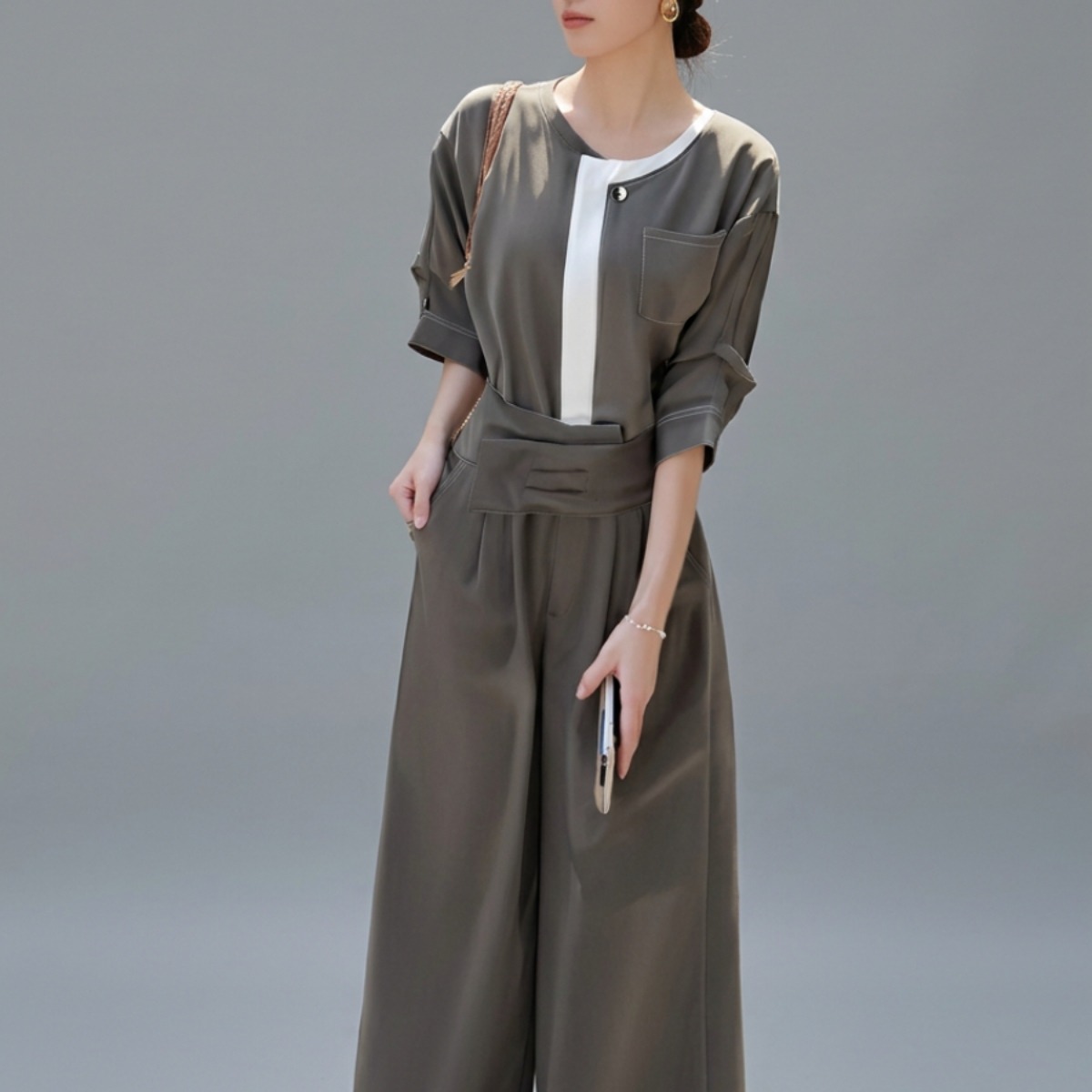 骨格ウェーブ 配色セットアップ（ブラウス＆ワイドパンツ）