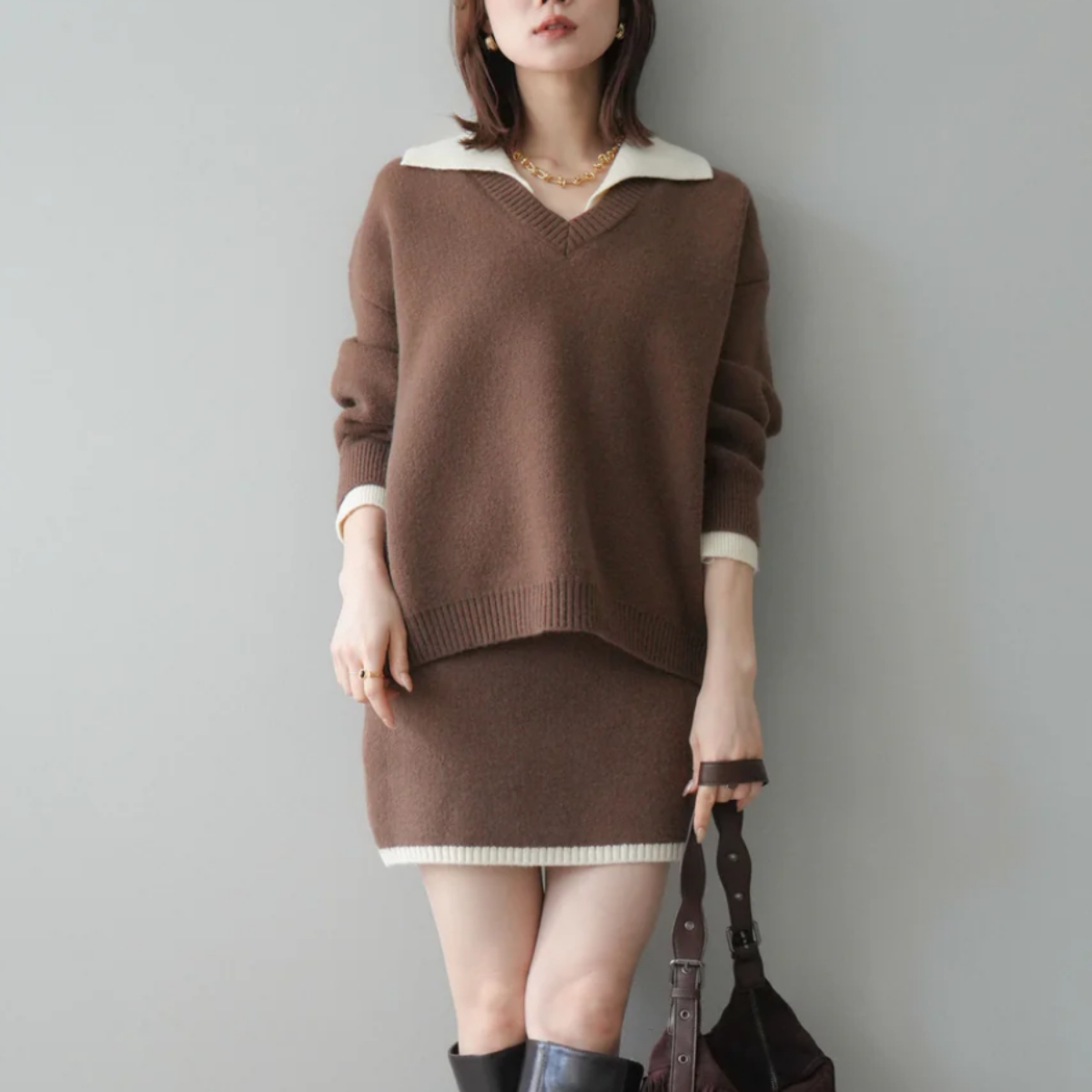 骨格ウェーブ 配色襟ニット＆ミニスカート セットアップ