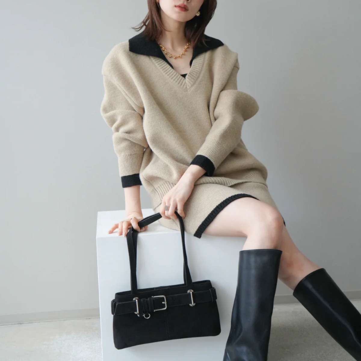 骨格ウェーブ 配色襟ニット＆ミニスカート セットアップ