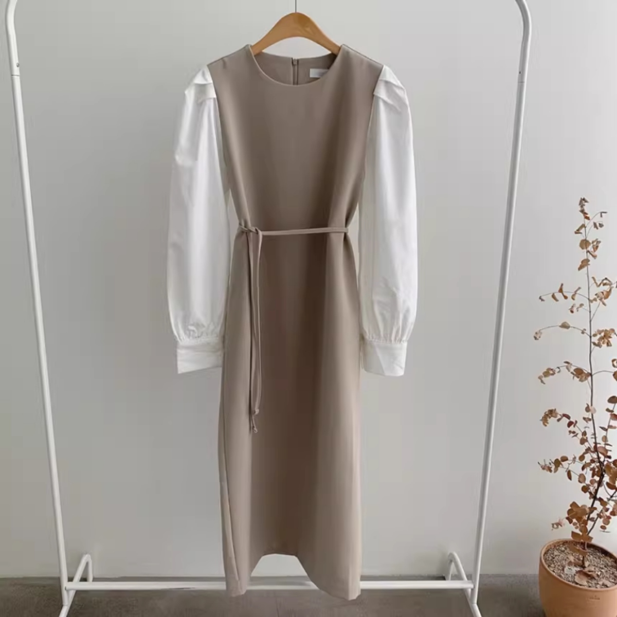 骨格ウェーブ パフスリーブウエストマークロングワンピース